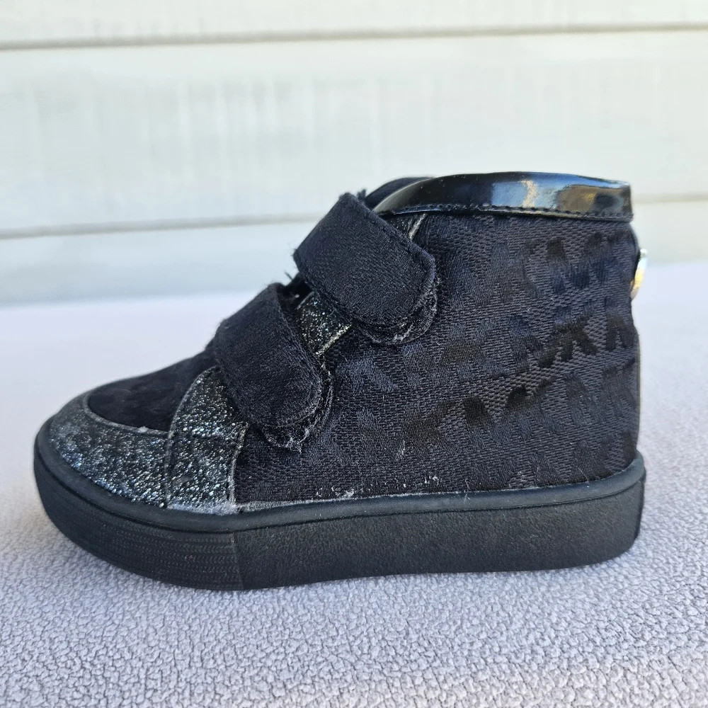 Michael Kors Trina Black Ankle Bootie Boot Girl SZ 6 Hook & Loop Designer